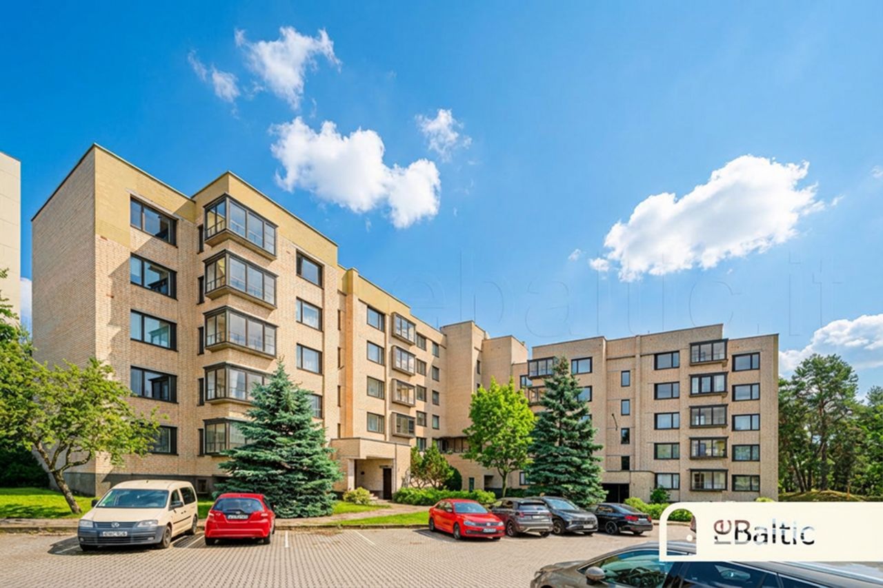 Parduodamas butas Žirgo g., Antakalnis