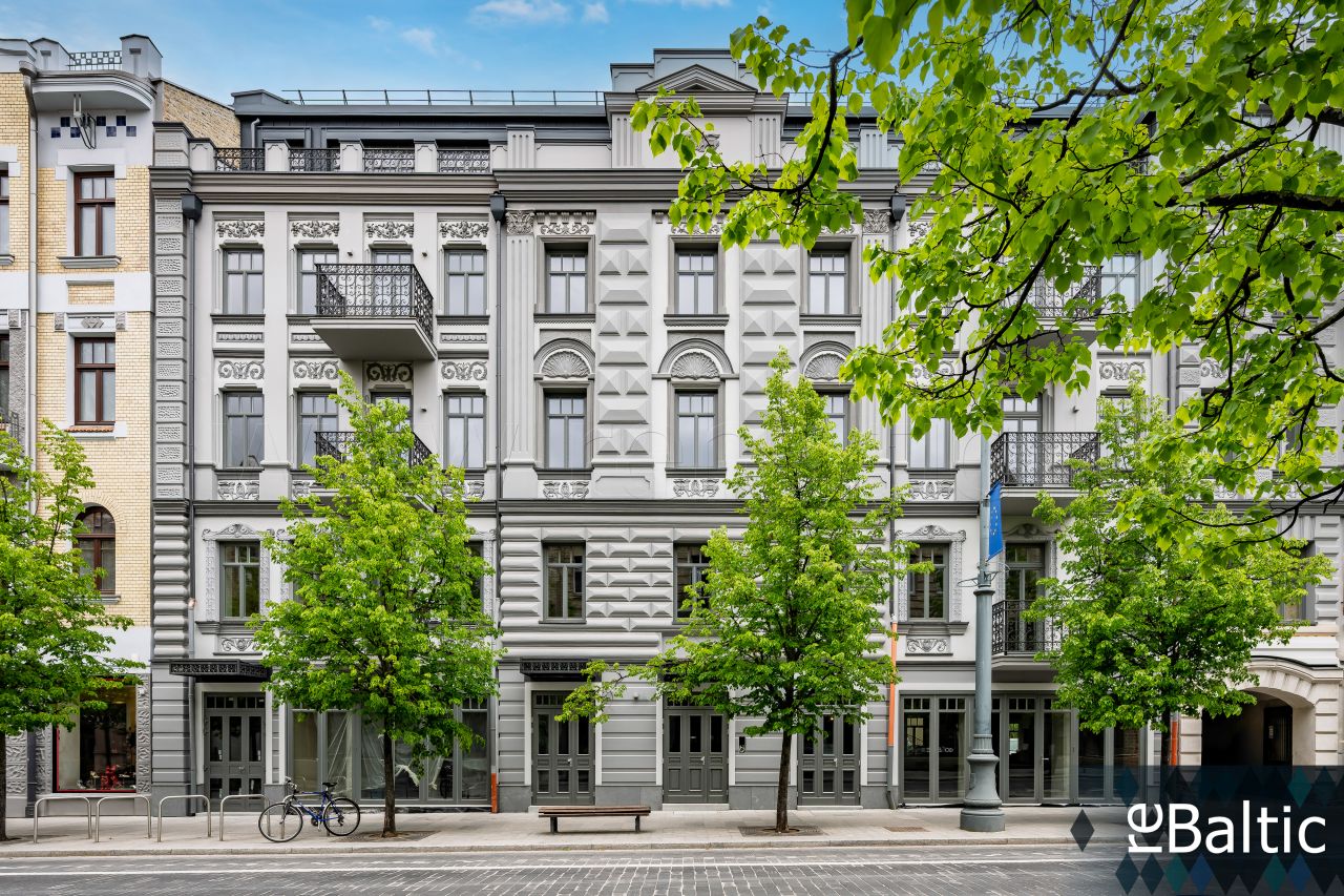 Parduodamas butas Gedimino pr., Senamiestis