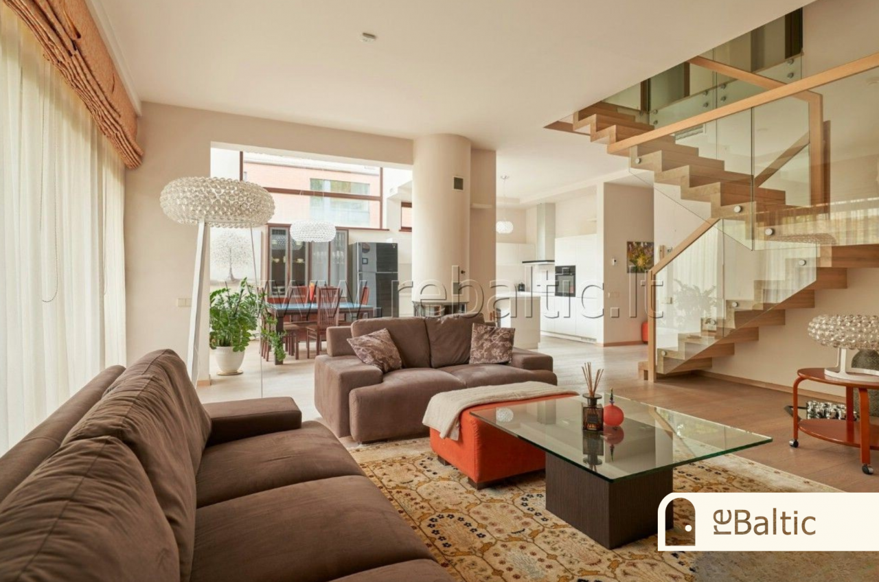 Parduodamas namas Rasų g., Senamiestis