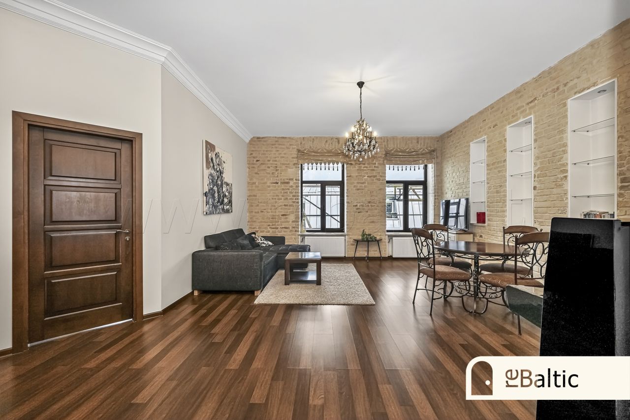 Apartment for rent Gedimino pr., Senamiestis